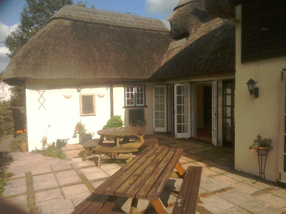 The Crown Inn Alvediston Extérieur photo