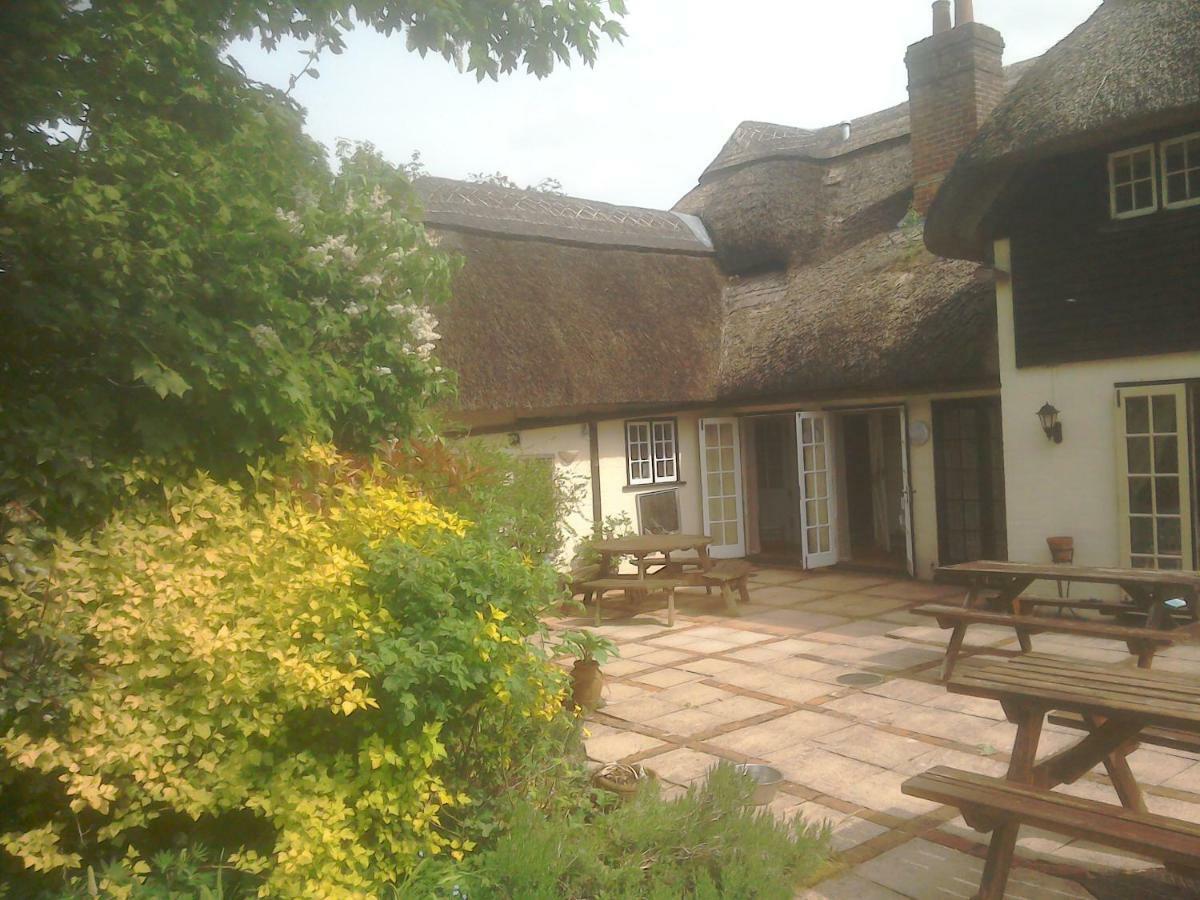 The Crown Inn Alvediston Extérieur photo